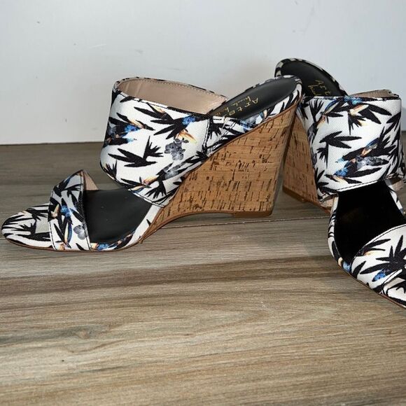 Nicole Miller woman’s waylon Cork wedge heel tropical black and white print 6M - Picture 4 of 8